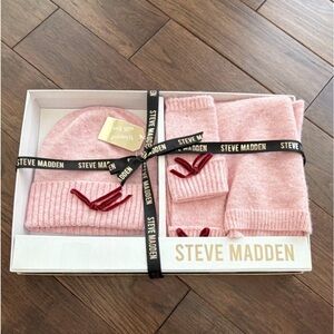 Steve Madden Women's 3 Piece Knit Pink Winter Accessory Set with Red Bow